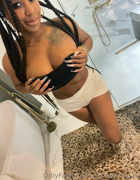 Photo nue de fuite OnlyFans de Minniexoxo20