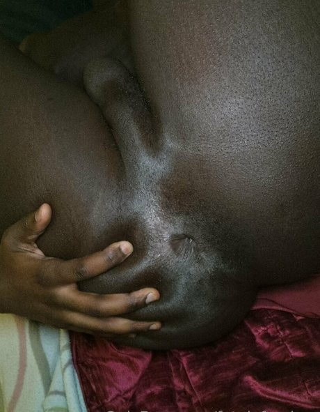 Photo nue de fuite OnlyFans de Fatalefemboy