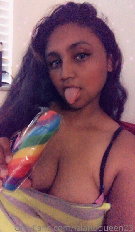 Photo nue de fuite OnlyFans de Islandqueen23