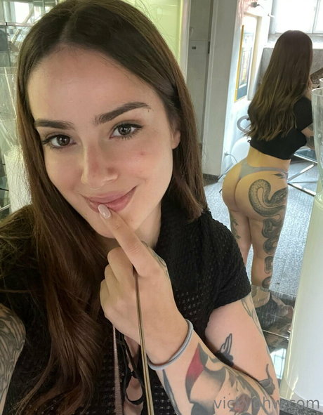 Photo nue de fuite OnlyFans de Vickydelfrancofree