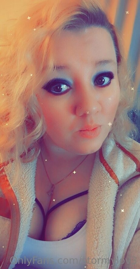 Photo nue de fuite OnlyFans de Stormylov3