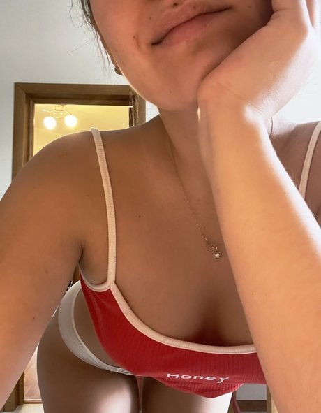 Photo nue de fuite OnlyFans de Honeygirl