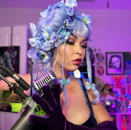 Pinksaltmoon