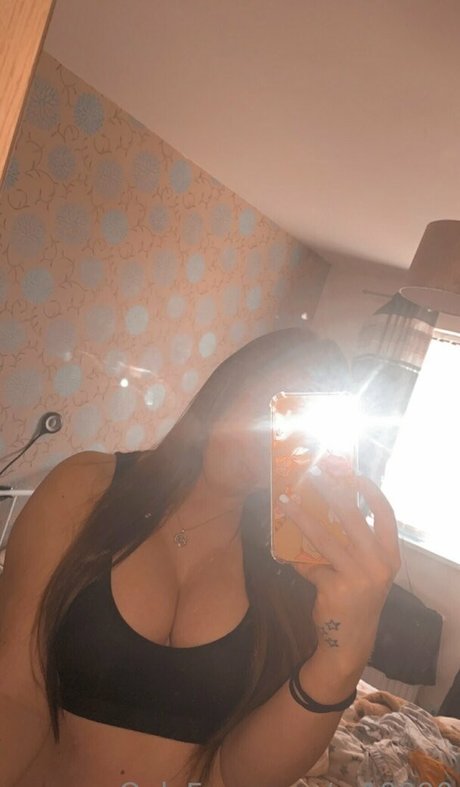 Photo nue de fuite OnlyFans de Cr19990