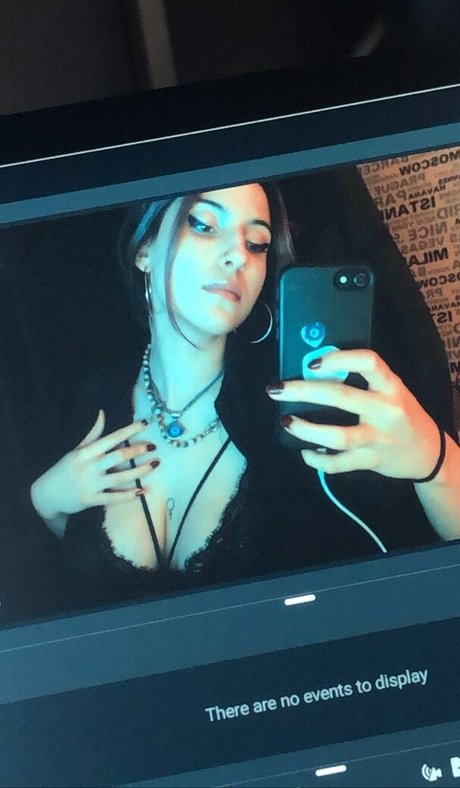 Photo nue de fuite OnlyFans de Beyza Durusu