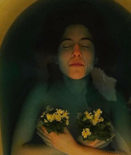 Photo nue de fuite OnlyFans de Beyza Durusu