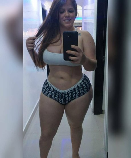 Photo nue de fuite OnlyFans de Peks4