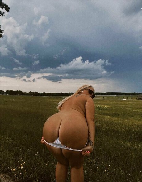 Photo nue de fuite OnlyFans de Kallherkittyy