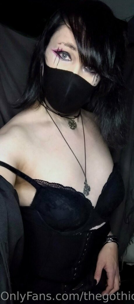 Photo nue de fuite OnlyFans de Thegothiccfemboy