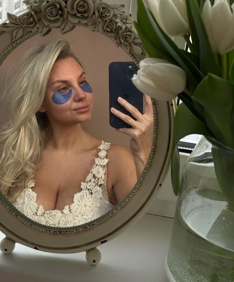 Photo nue de fuite OnlyFans de Lady Gorbunova