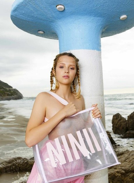 Photo nue de fuite OnlyFans de Angele Van Laeken