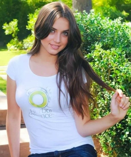 Ana De Armas