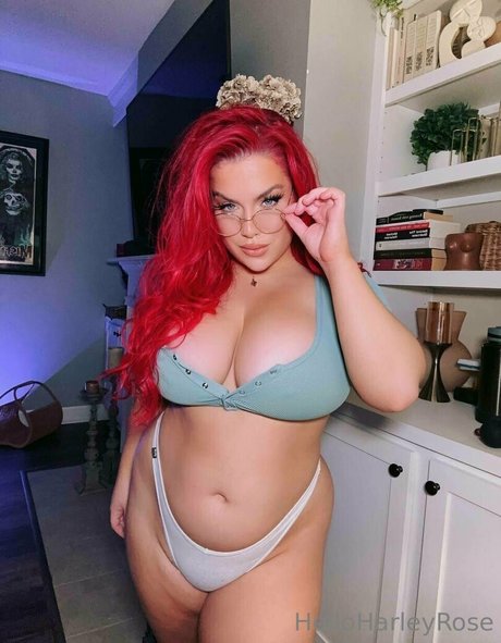 Helloharleyrose