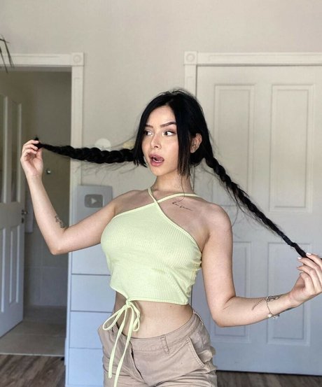 Eduarda Yuni