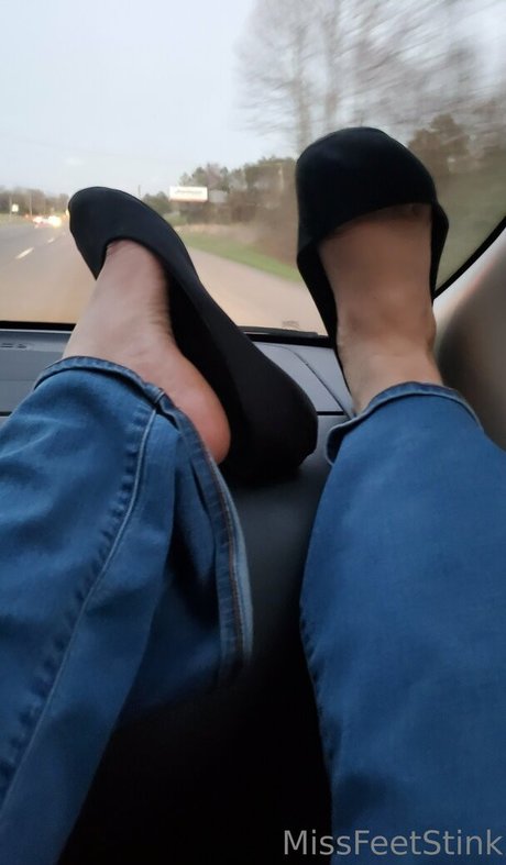 Photo nue de fuite OnlyFans de Missfeetstink