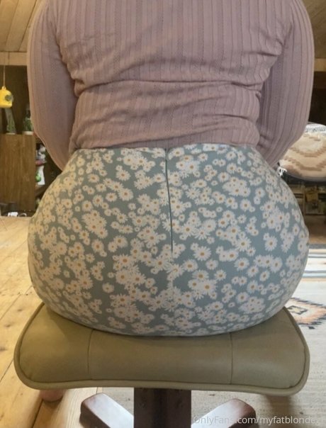 Photo nue de fuite OnlyFans de Myfatblondegf