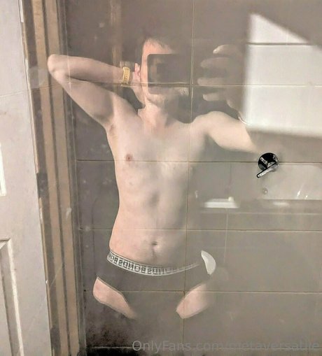 Photo nue de fuite OnlyFans de Metaversatile