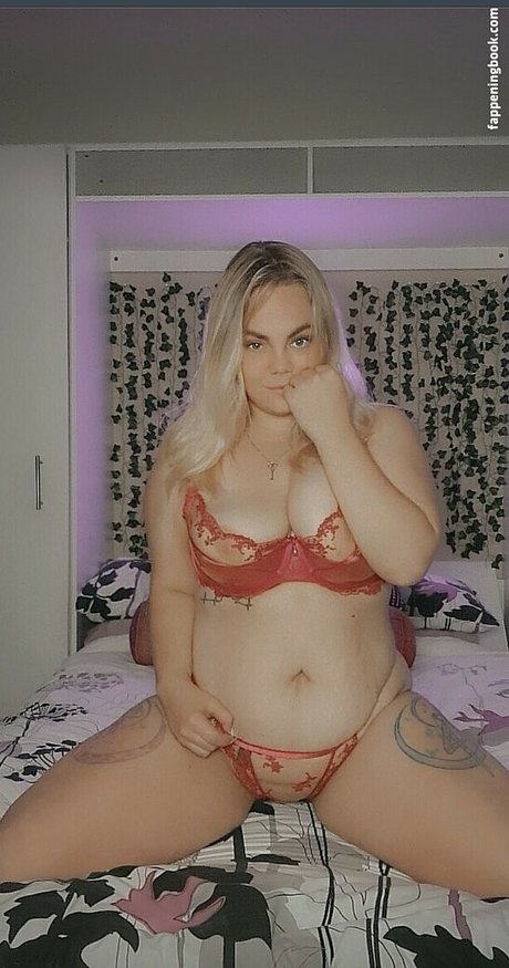 Photo nue de fuite OnlyFans de Emillie