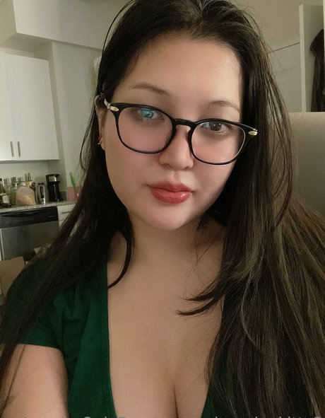Spicyasiankitty2