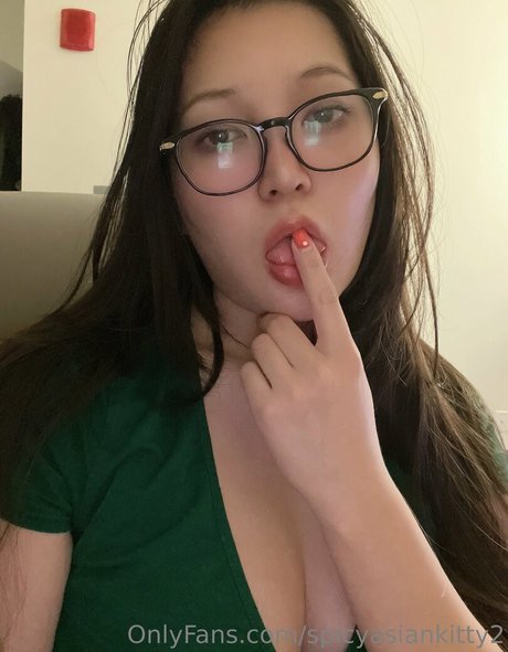 Spicyasiankitty2