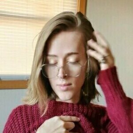 Photo nue de fuite OnlyFans de Variety Itsol