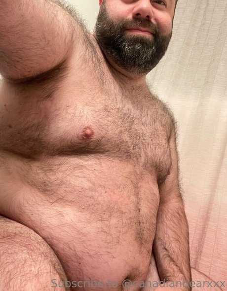 Photo nue de fuite OnlyFans de Bearshoutout