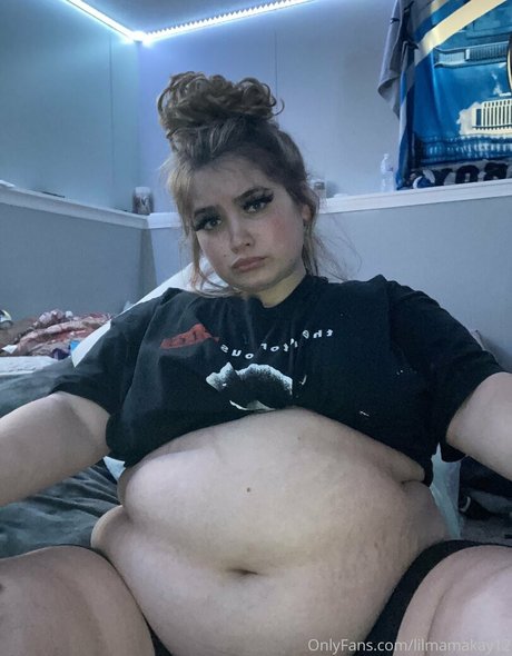 Photo nue de fuite OnlyFans de Lilmamakay12