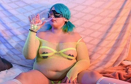 Photo nue de fuite OnlyFans de Couchqueenie