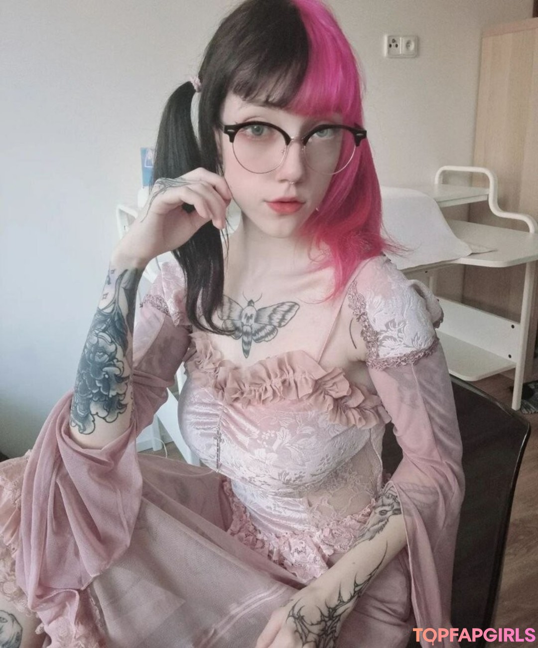 Photo nue de fuite OnlyFans de Elleslove #1201