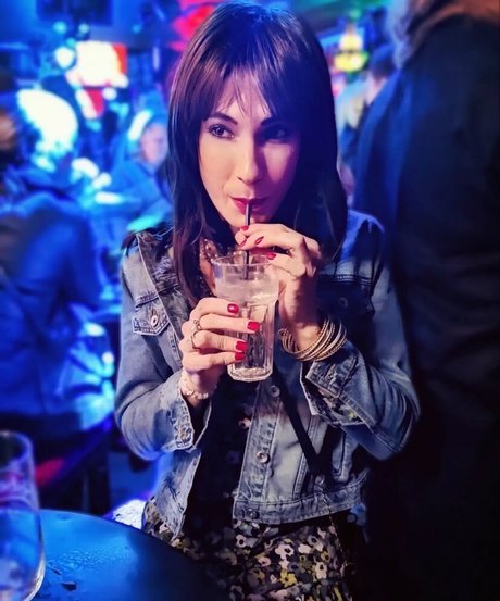 Jennifer London