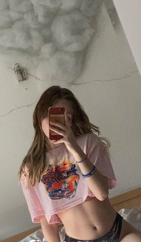 Photo nue de fuite OnlyFans de Emilyxxoxo