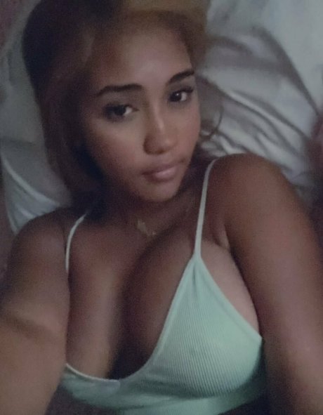 Photo nue de fuite OnlyFans de Cowboyprincess25