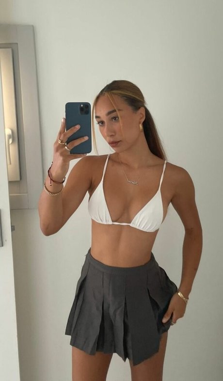 Photo nue de fuite OnlyFans de Eva Marisol Gutowski