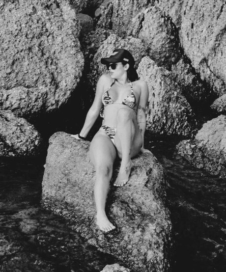 Photo nue de fuite OnlyFans de Juju Bellini