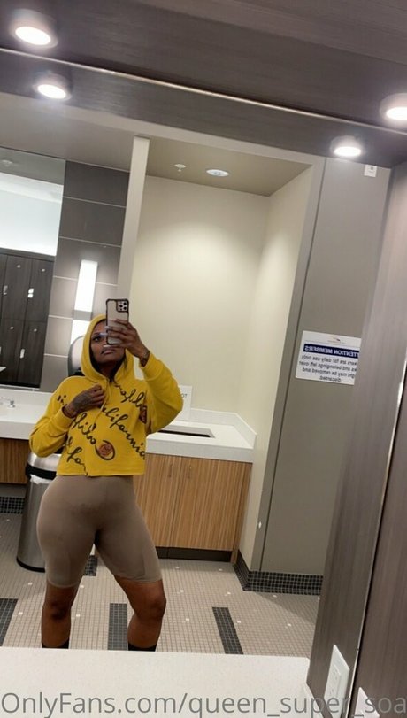Photo nue de fuite OnlyFans de Queensupersoaker