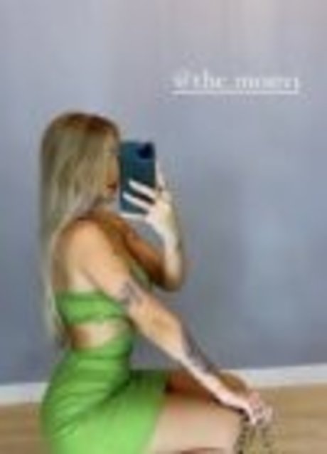 Photo nue de fuite OnlyFans de Vitoria Mondoni