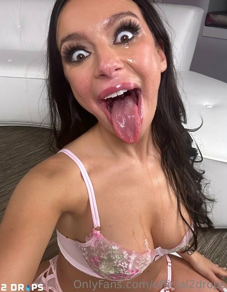 Photo nue de fuite OnlyFans de Official2drops