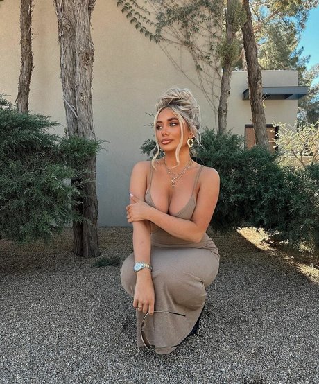 Saffron Barker
