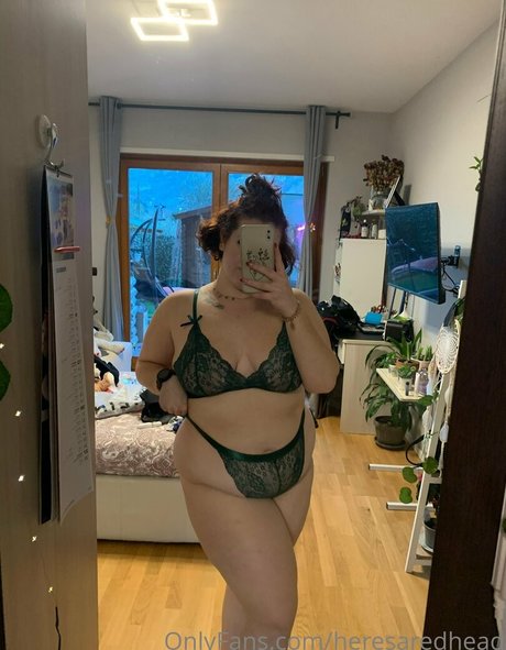 Photo nue de fuite OnlyFans de Heresaredhead