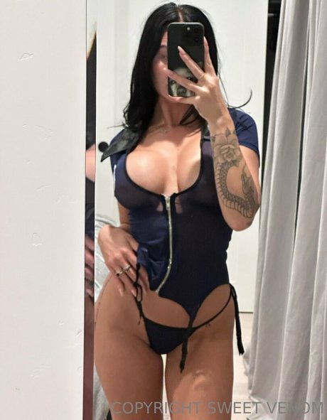 Photo nue de fuite OnlyFans de Sweetvenom