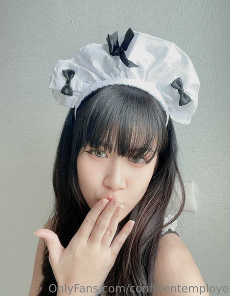 Photo nue de fuite OnlyFans de Confidentemploye