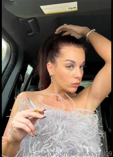 Smokingbabygirl99