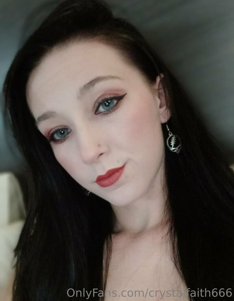 Photo nue de fuite OnlyFans de Crystalfaith666