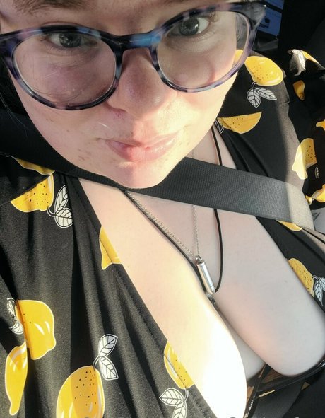 Photo nue de fuite OnlyFans de Curv3s4daysfree