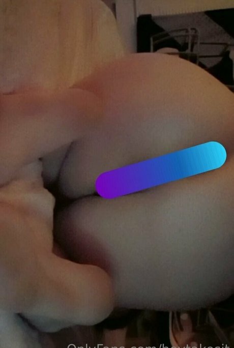 Photo nue de fuite OnlyFans de Bevtakesit