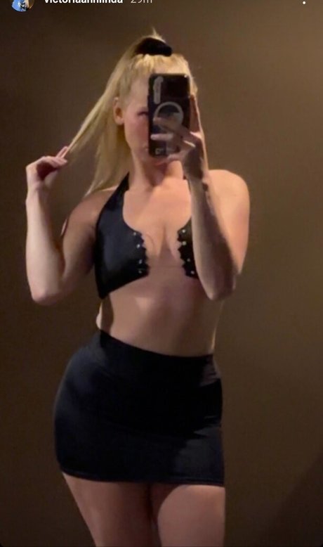 Photo nue de fuite OnlyFans de Victoria Ann Linda