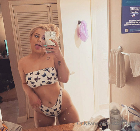Photo nue de fuite OnlyFans de Xobabyyy1