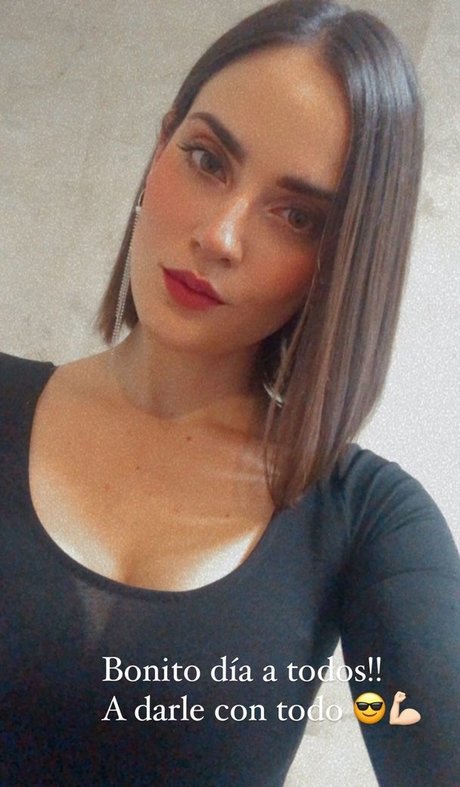 Photo nue de fuite OnlyFans de Ophelie Rullier