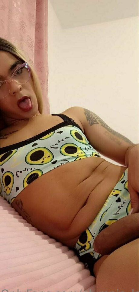 Photo nue de fuite OnlyFans de Olympiolarissa