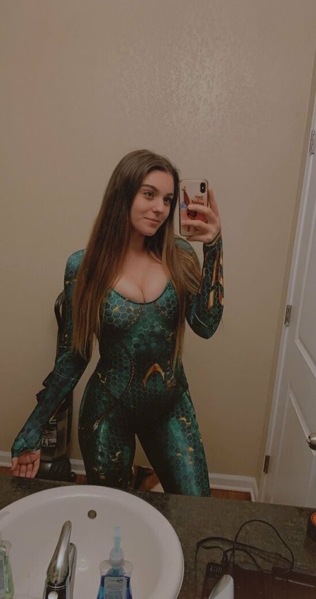 Photo nue de fuite OnlyFans de Taya Miller